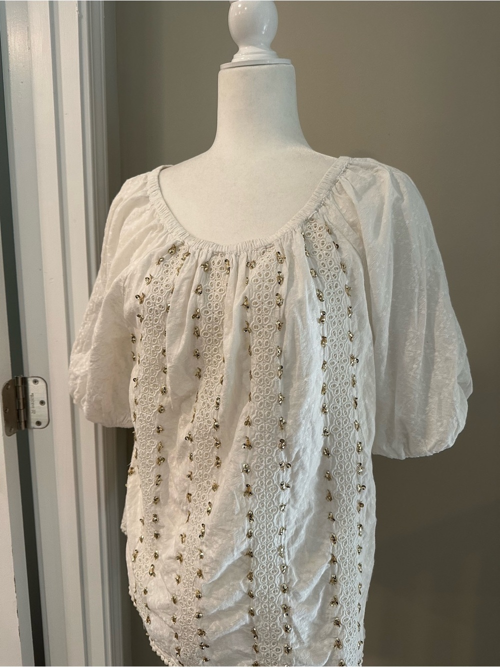 Chico's White Embroidered Puff-Sleeve Blouse